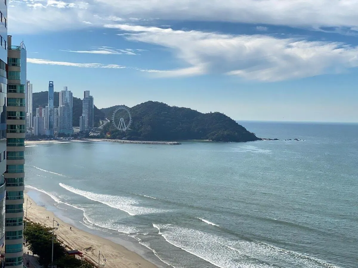 CNC172 - Avenida Atlântica, Amplo, Vista para o Mar, Garagem, Wi-Fi Balneário Camboriú